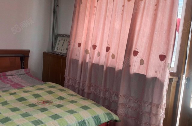 永乐街13号楼3室2厅100㎡50万二手房图片