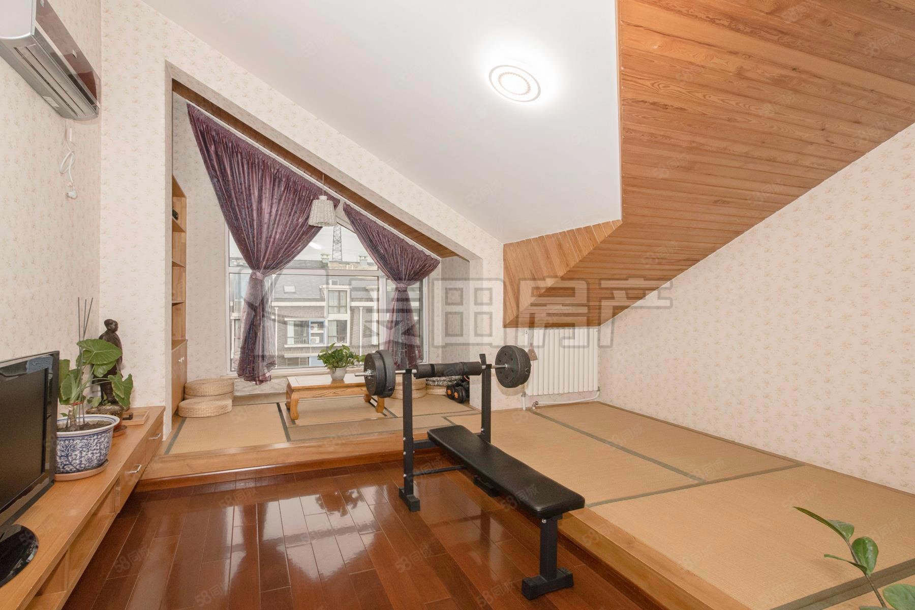 潤千秋佳苑6室3廳3衛(wèi)223㎡南北1650萬