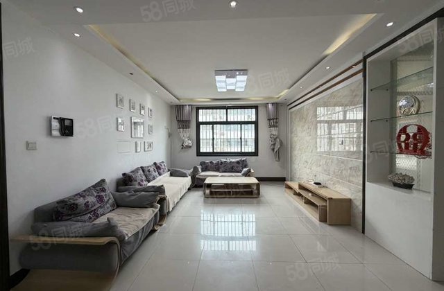 东昌东校，实验  ，滨河花园，带储藏室，停车方便，免大税