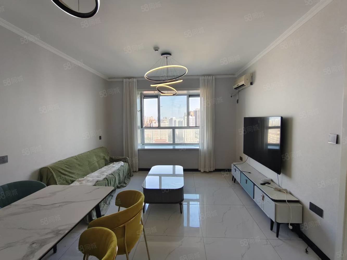 冠农汇景台小高层19楼,84平方二室二厅精装修拎包入住