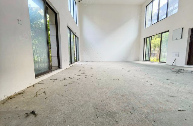 龙湖西宸原著(别墅)6室3厅308㎡1180万二手房图片