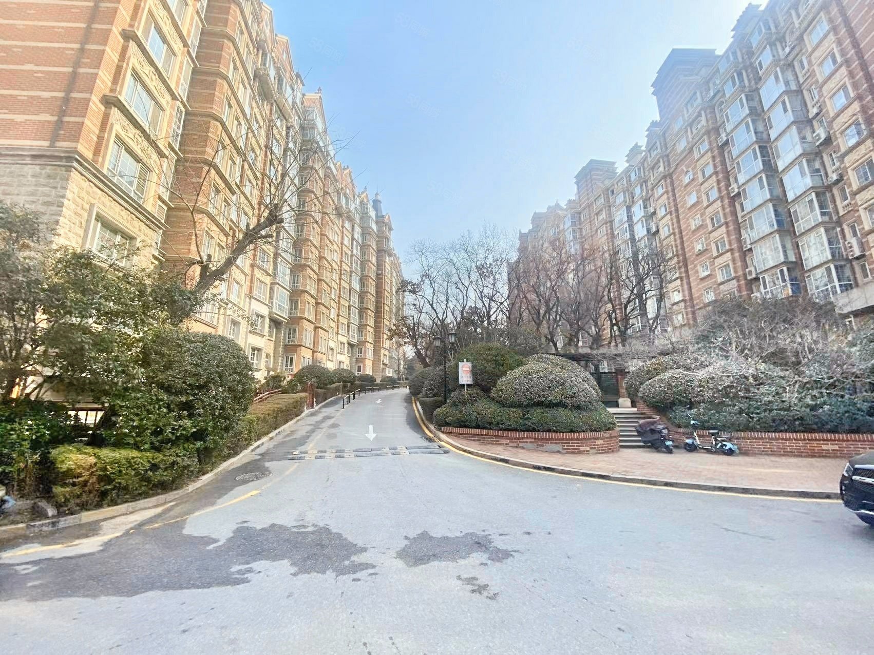 湛园海德公园(公寓住宅)3室1厅2卫133.93㎡南北316万