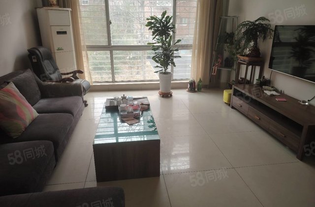 水岸佳苑3室2厅136㎡58万二手房图片