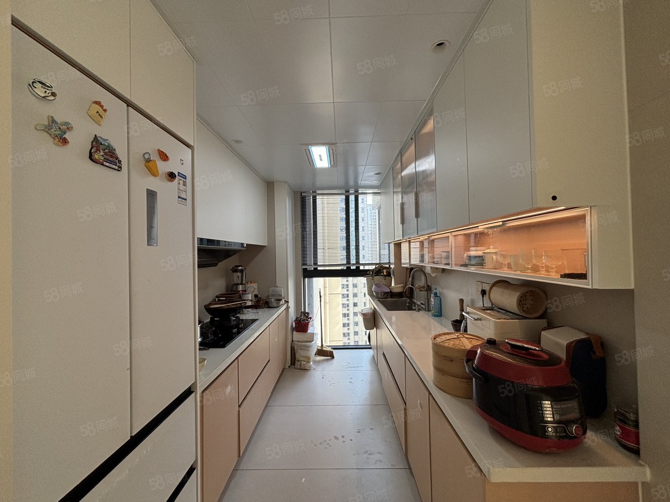 德和领秀广场4室2厅2卫140㎡南北173万