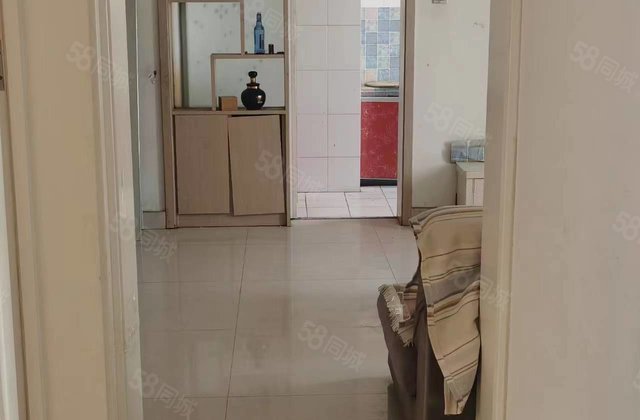 宏鑫江北国际小区(东昌府区)3室2厅1卫凤凰层