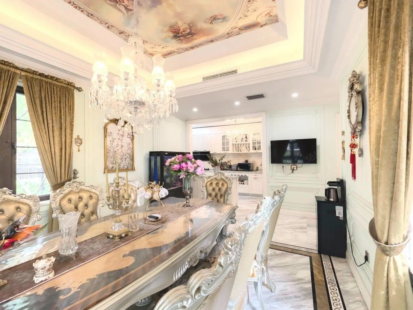 中建紅杉溪谷(東區(qū))6室2廳4衛(wèi)210.55㎡南北1888萬