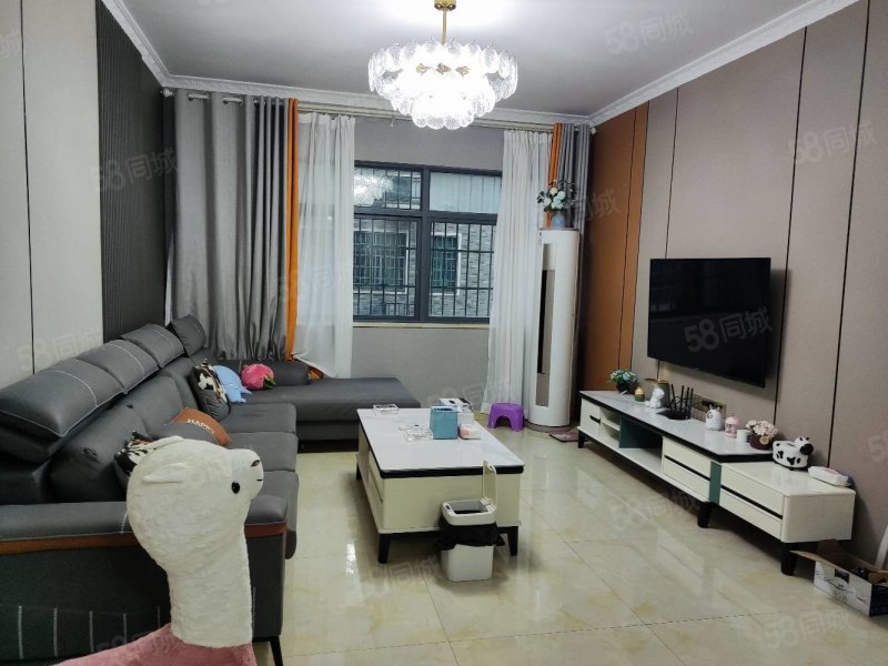 依山美郡 电梯中上层 4房2厅 房东精装 房户型方,依山美郡-衡阳58同城