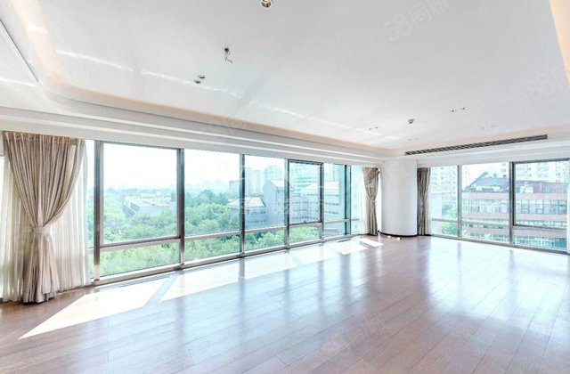 梵悦万国府3室2厅237.89㎡3200万二手房图片