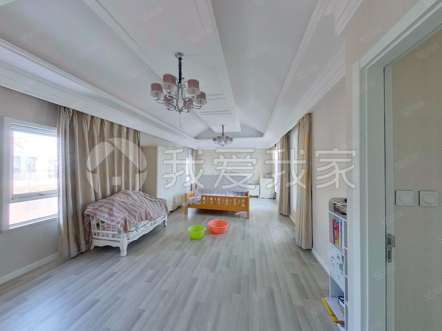 吉晟別墅6室3廳3衛(wèi)241.42㎡西南1360萬