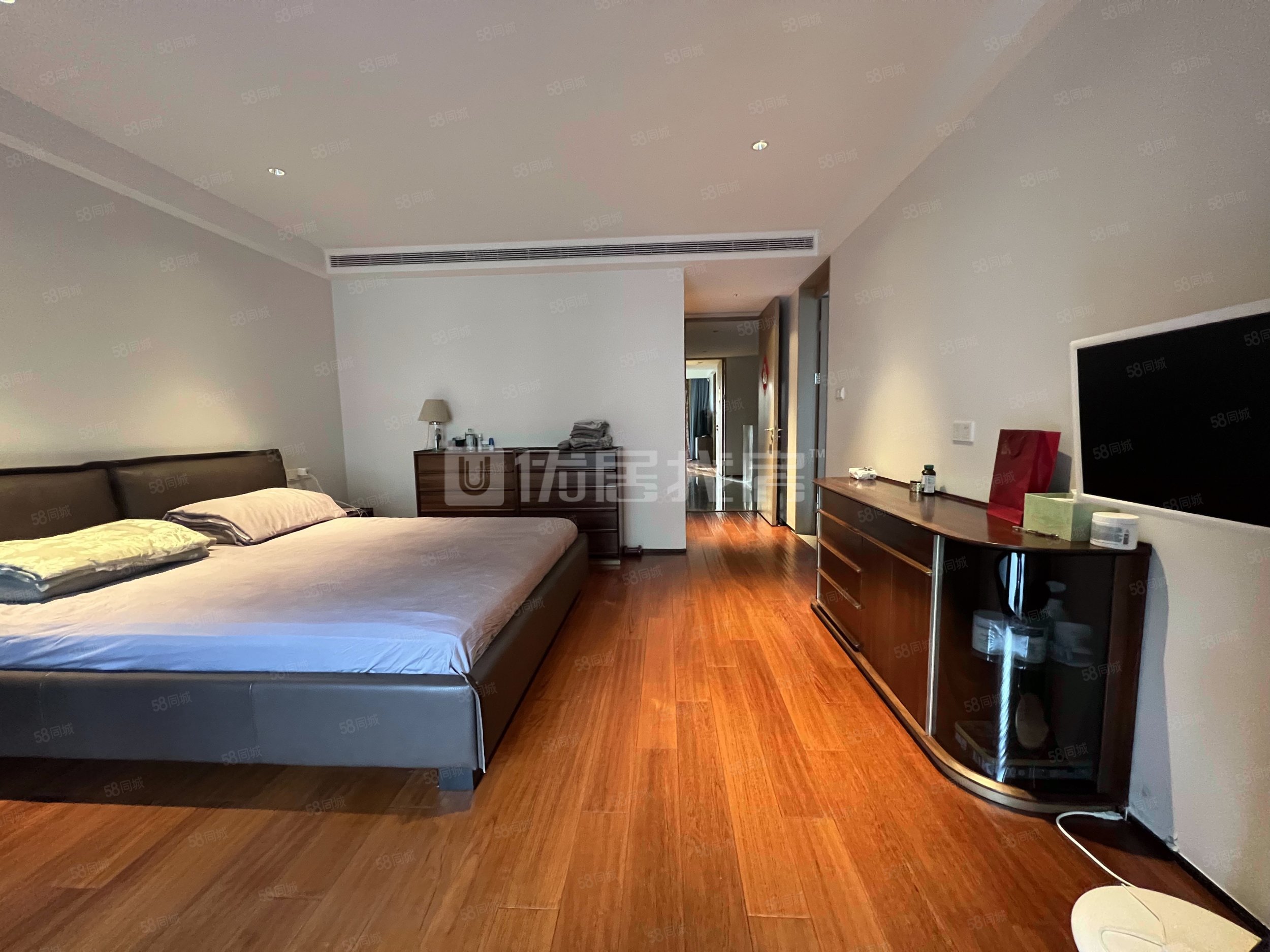 紫禁壹號(hào)院北院3室2廳3衛(wèi)257㎡南北1980萬