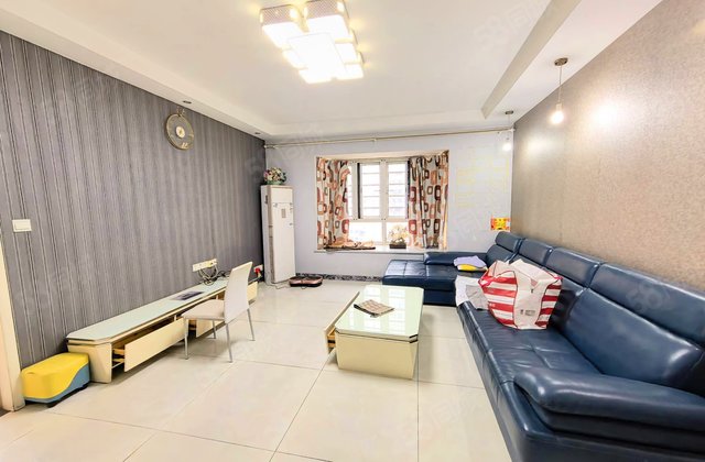 宏泽佳园3室2厅145.67㎡168万二手房图片