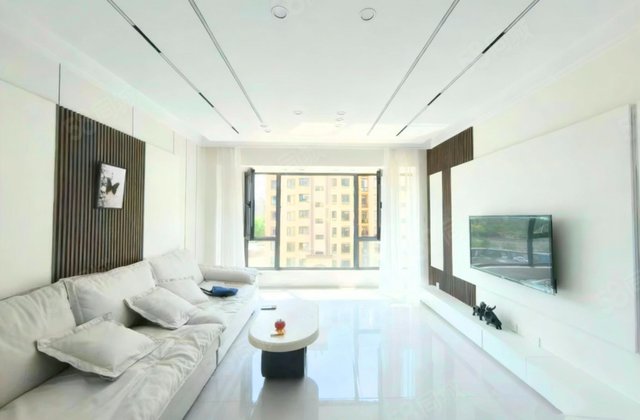 香江铂朗明珠3室2厅94.48㎡36.8万二手房图片