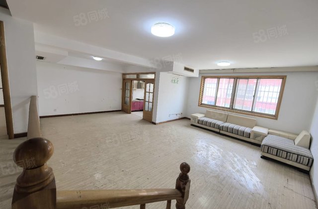 公路馨苑！凤凰台南！带车库！大三居！错层设计三室朝阳！