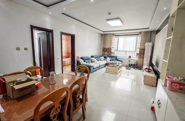 金柱大学城三室两卫！精装带车位储藏室！好楼层无遮挡采光