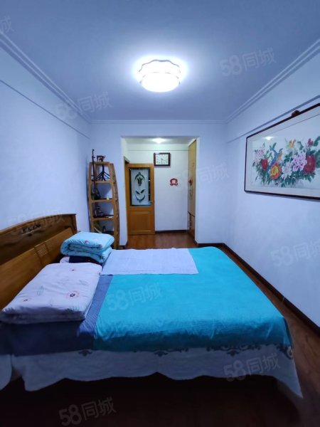 樱桃花园3室2厅1卫156㎡南北54.8万