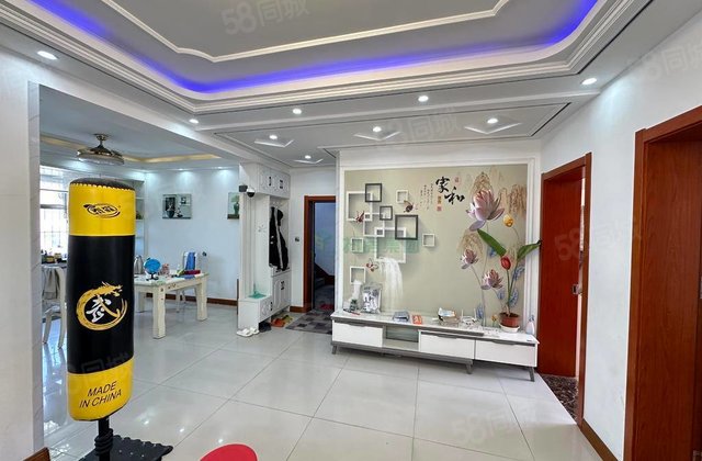 文轩本部闸南小区 中间楼层 南北通透 出行方便 商业配套成熟