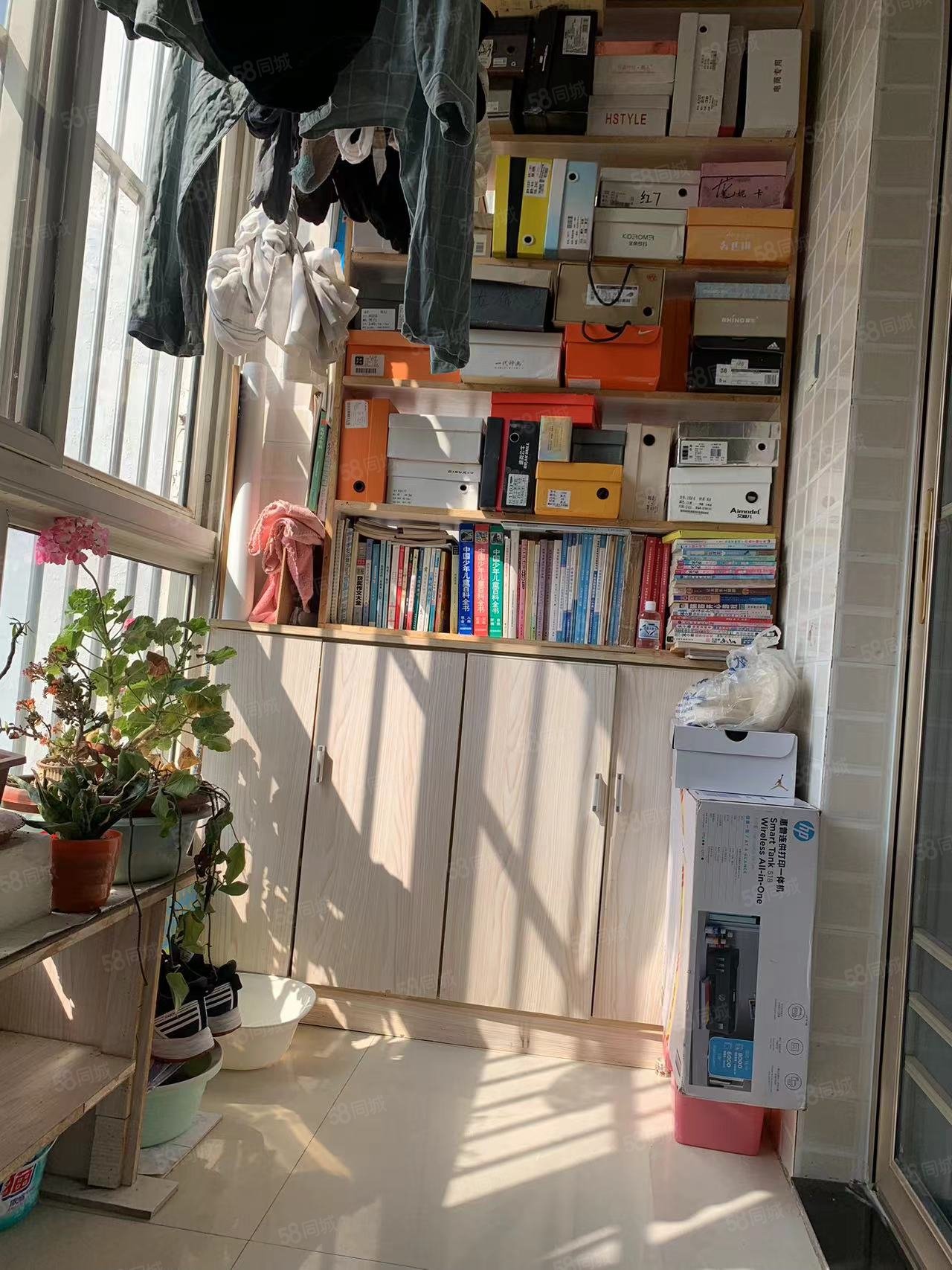 丽都水岸(西区)2室2厅1卫73.4㎡南52万