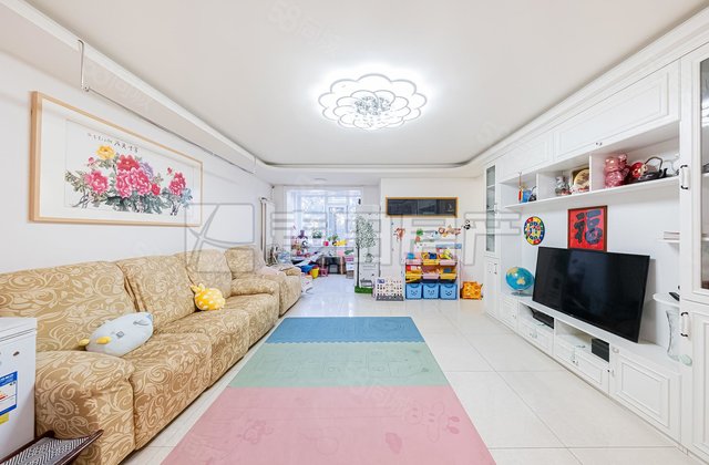 椿树园奥运社区3室1厅127㎡1430万二手房图片