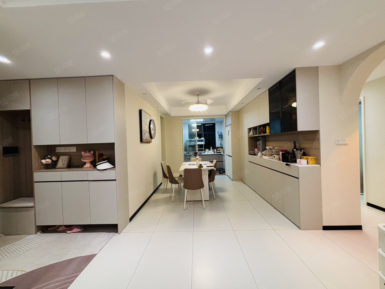 华地开元4室2厅2卫133㎡南北75万