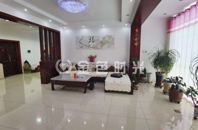 湖光小区丙31号院4室2厅204.52㎡580万二手房图片