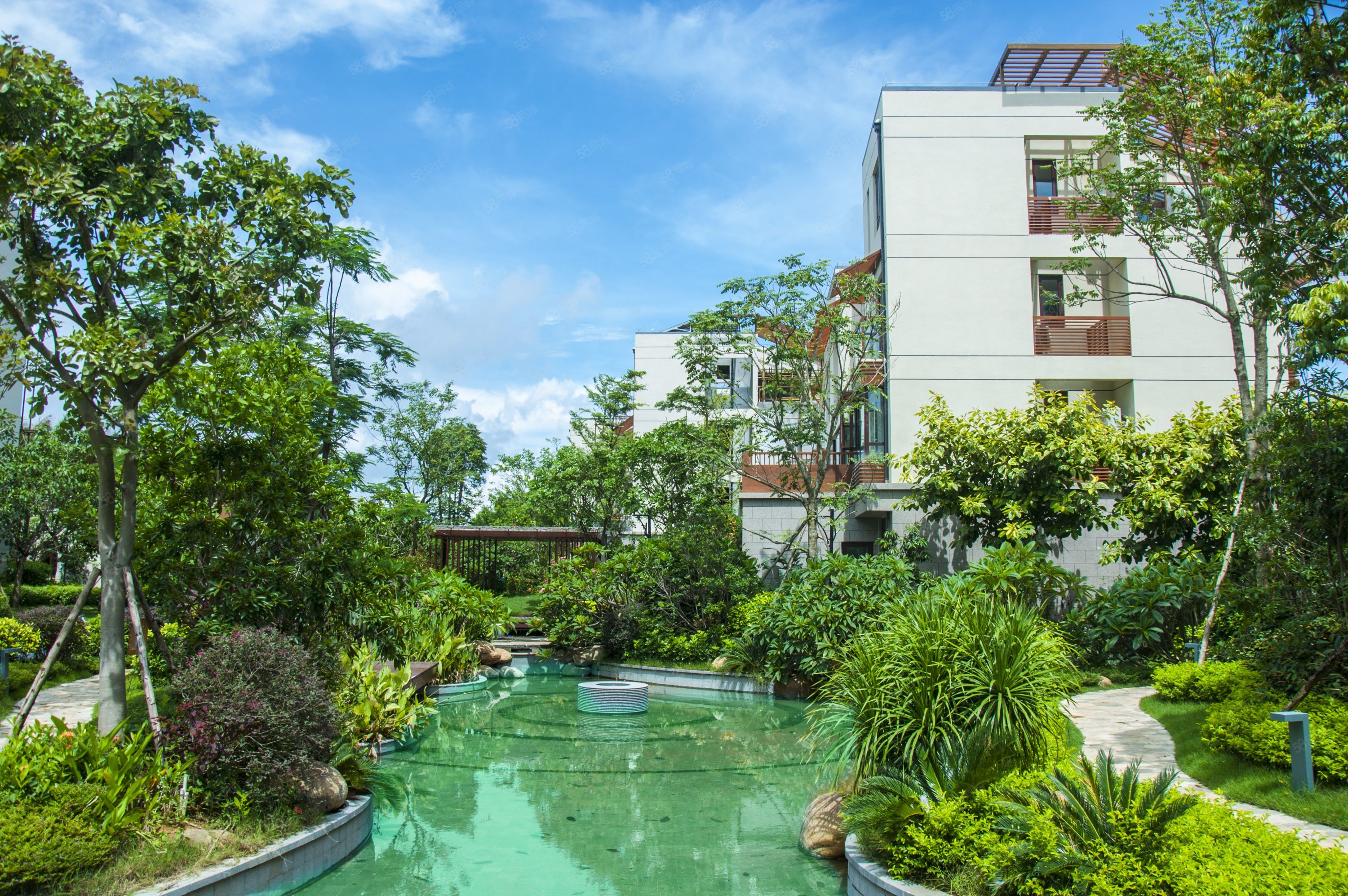 一楼花园温泉度假村兴隆石梅半岛精装修希尔顿酒店配套