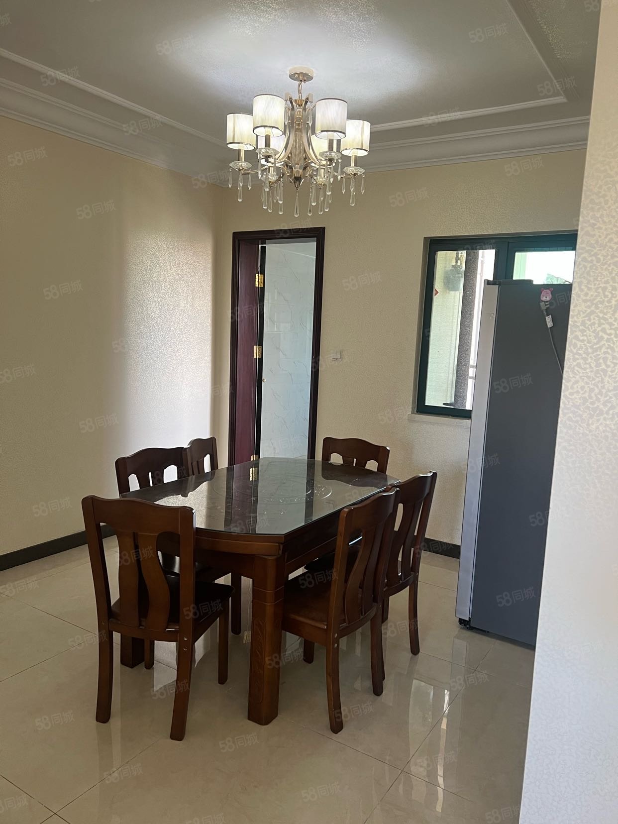 恒大城二期3室2厅2卫135㎡南北75万