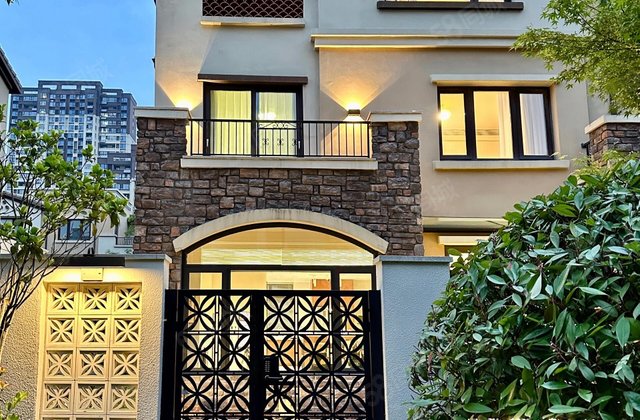 南湖国际社区(南区)5室2厅186.5㎡188万二手房图片