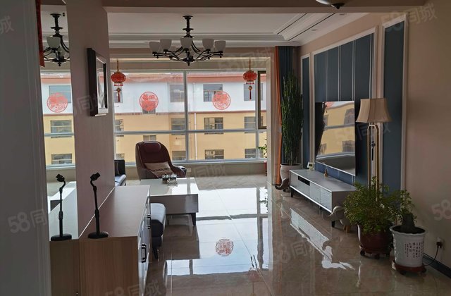 天赋雅苑3室2厅154.11㎡68万二手房图片