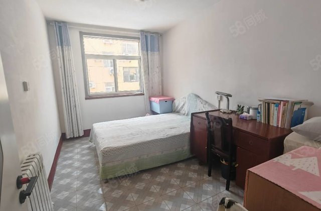 金鼎 人民公园附近 育新苑 三楼 精装 可按揭