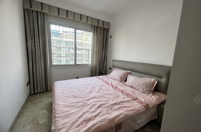 天下家园3室2厅131.91㎡58万二手房图片