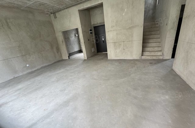 嘉景御府5室2厅240㎡238万二手房图片