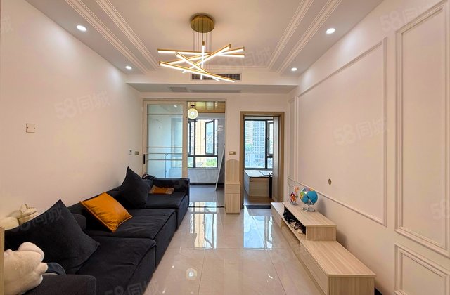 江北嘴新鸥鹏教育城(二期)2室2厅69㎡91万二手房图片