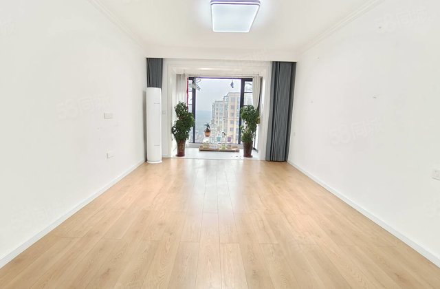 世界城郦都3室2厅111㎡69万二手房图片