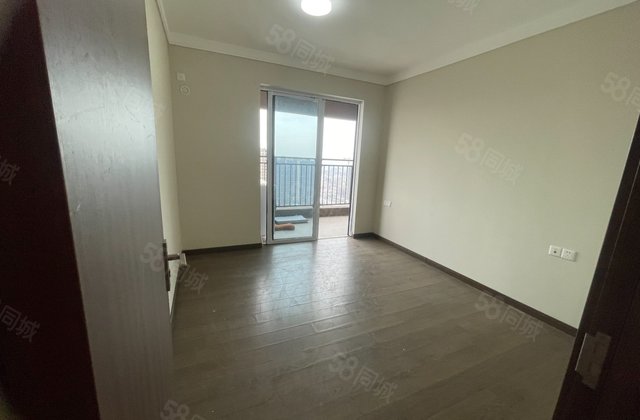 保利中环广场3室2厅115.72㎡78万二手房图片