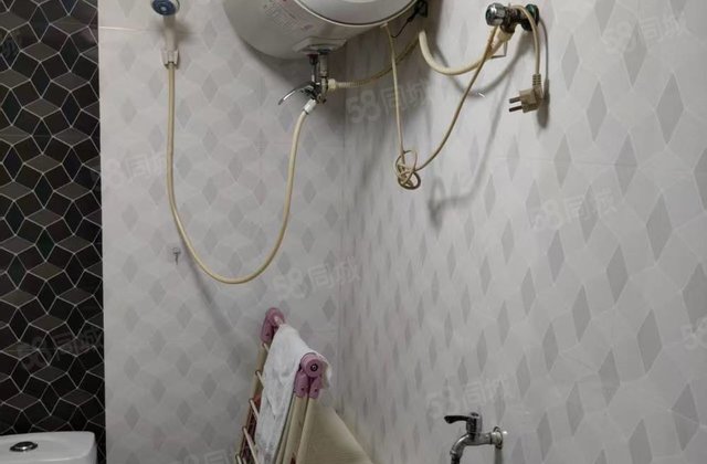 南岭小区1室1厅43㎡8万二手房图片