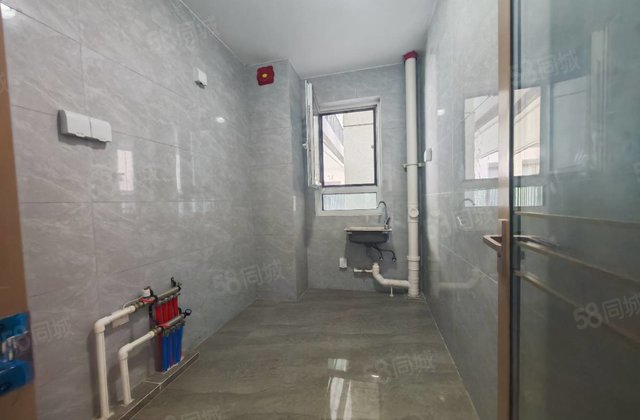 聊城市人民医院，  实验，城市芳华有储藏室急售