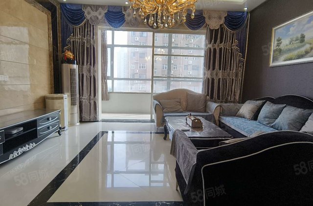 文轩 八中 外国语   德馨园   三室两厅两卫 带双车位