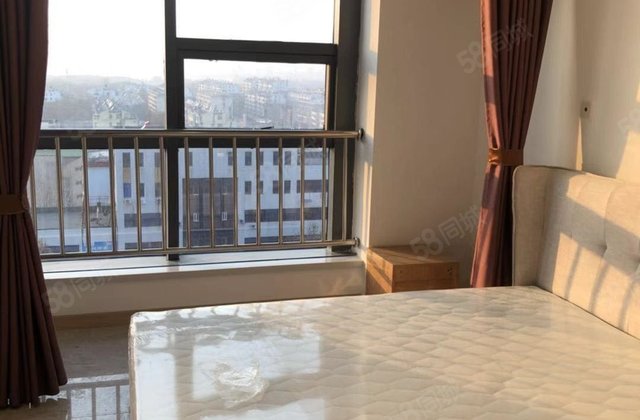 房东诚心卖 裕昌文轩小区 购物方便 交通便捷 诚心出售