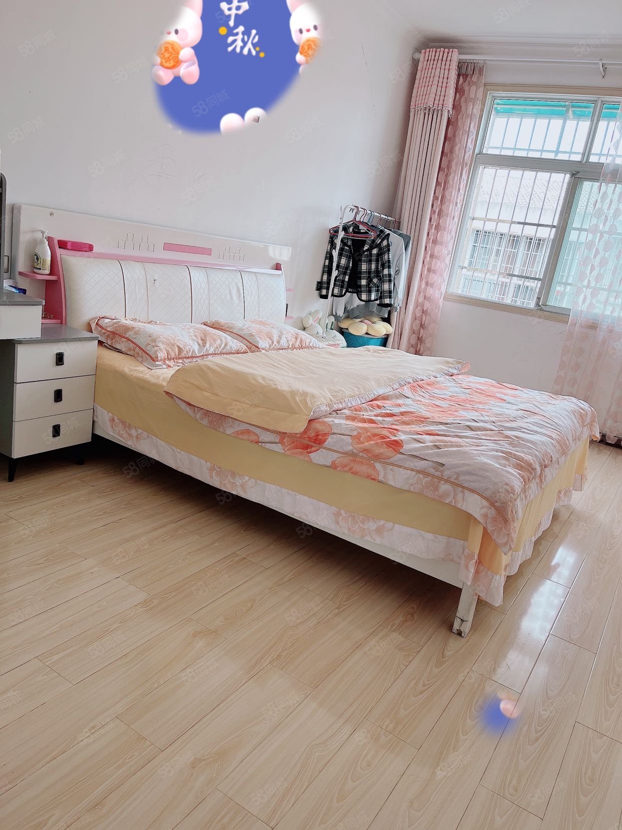 理想新世纪花园3室2厅1卫126.66㎡西南23万