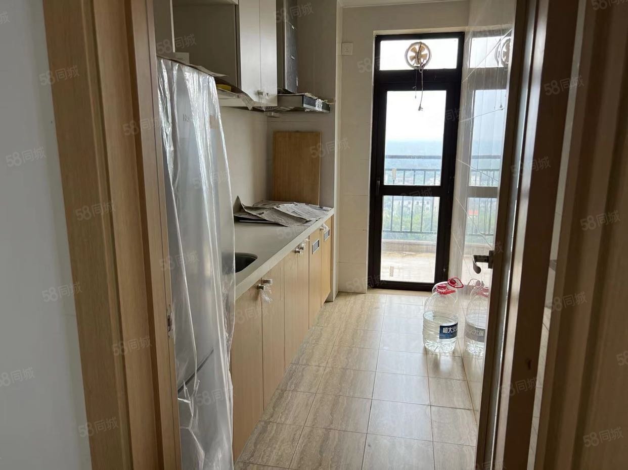 富力红树湾2室2厅1卫72㎡东45万