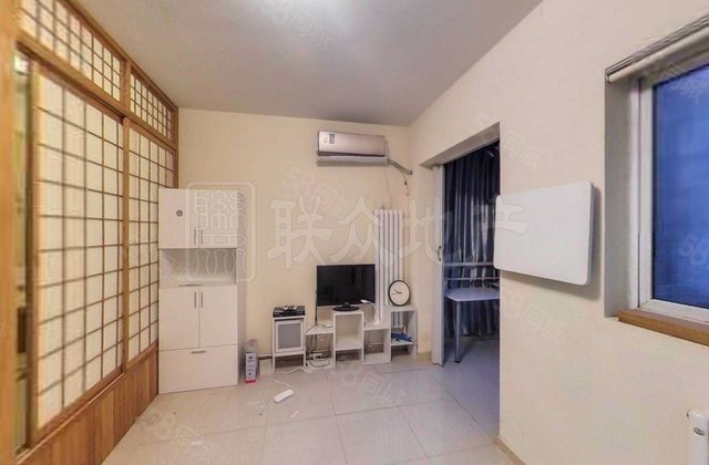 未来661室0厅54.55㎡333万二手房图片