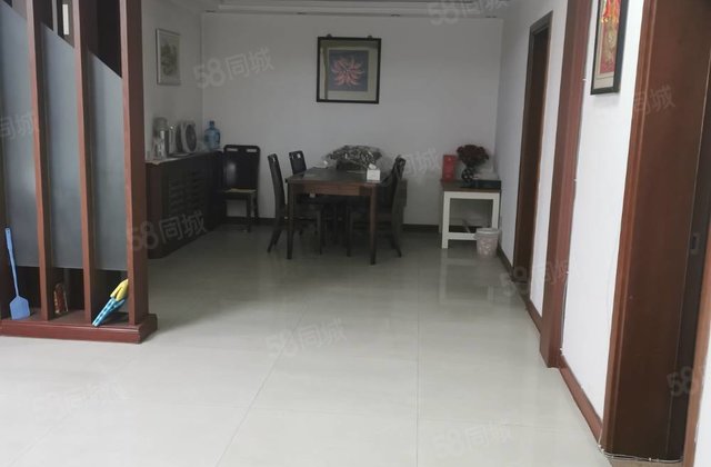 银都花园怡心园3室2厅136㎡82万二手房图片