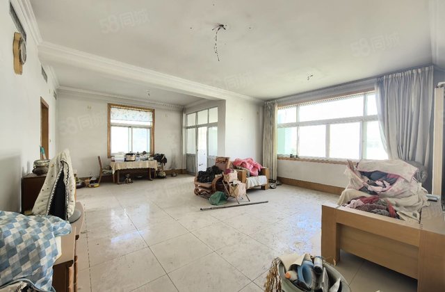 东昌湖畔！财局家属院！即将加装电梯！三室朝阳好户型！有钥匙！