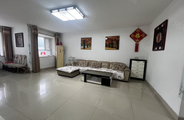 颐馨园，月亮湾，新出88       带车位 储藏室