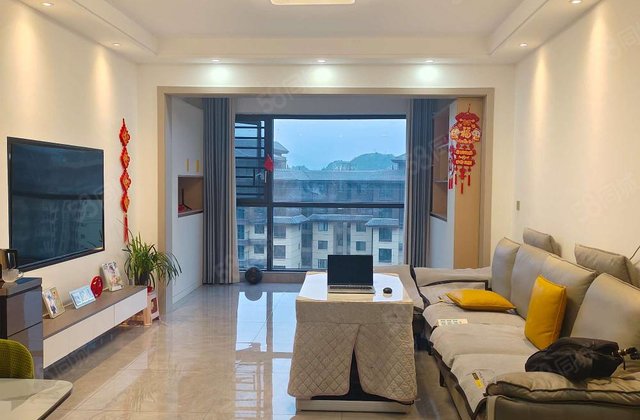 阳光翡翠豪庭4室2厅108㎡43.8万二手房图片