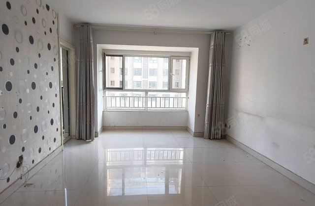 新出光明  ，阿尔卡迪亚，中间楼层，单价6000多，随时看房