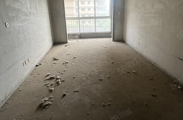 清华苑3室2厅134.7㎡75万二手房图片