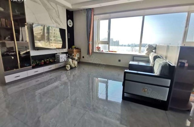 东昌府区，昌润莲城，边户三居，精装修，看房方便带家具家电