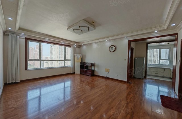 徒骇河畔，莲湖新城，昌润莲城精装三室，送车储，好楼层，观景房