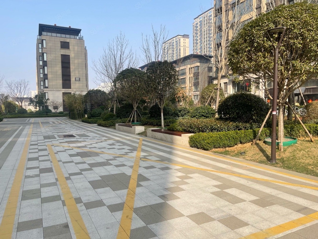 毛坯 客厅挑高地上三层 地下两层 前后院子,金泰瑞府(别墅)-临沂58